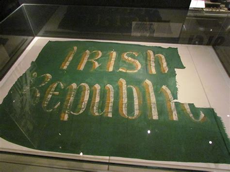 Summoning her children to which flag? - History Ireland