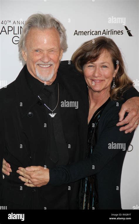 New York City, USA. 01st Jan, 2005. KRIS KRISTOFFERSON and wife LISA ...