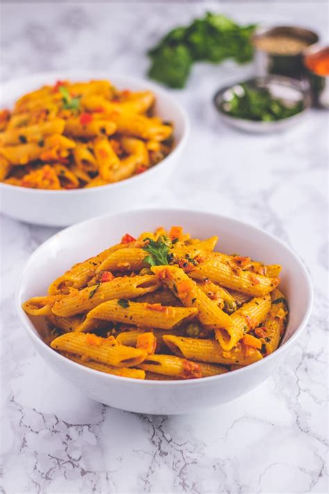 Masala Pasta (Desi, Indian Style Pasta) - Spice Up The Curry