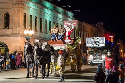 Downtown Baraboo Christmas Light Parade - Nov 21, 2020 - Baraboo ...