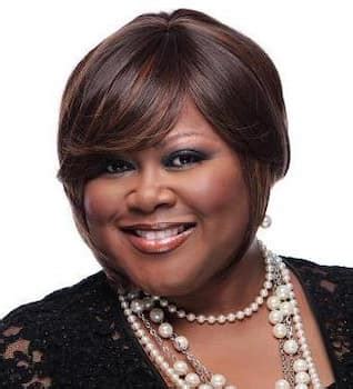 Shirley Murdock, Singer, Bio, Wiki, Age, Height, Husband, and Net Worth