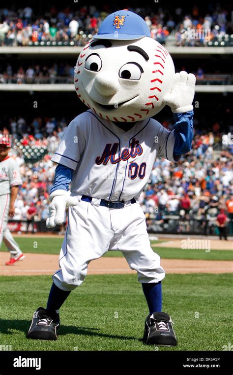 New york mets mascot mr met hi-res stock photography and images - Alamy