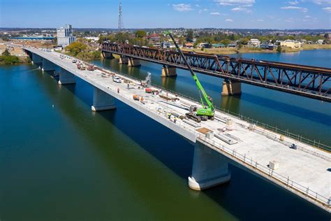 Construction progress photography of the new Grafton Bridge - Port ...