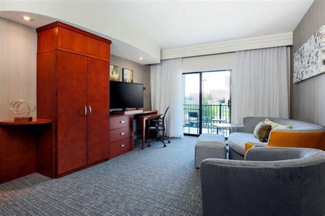 Courtyard by Marriott Dallas Arlington South Arlington | Bookonline.com