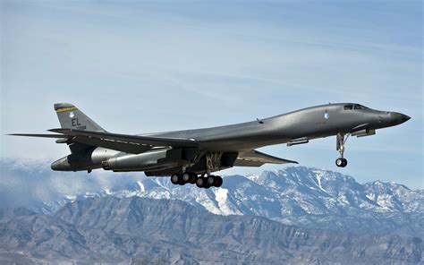 Rockwell B 1 Lancer, Military aircraft, Aircraft, Strategic bomber ...