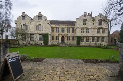 Treasurer's House, York: History of one of the most 'haunted' buildings ...