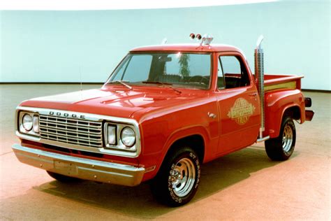 Performance Trucks: Dodge Li'l Red Express | Capital One Auto Navigator