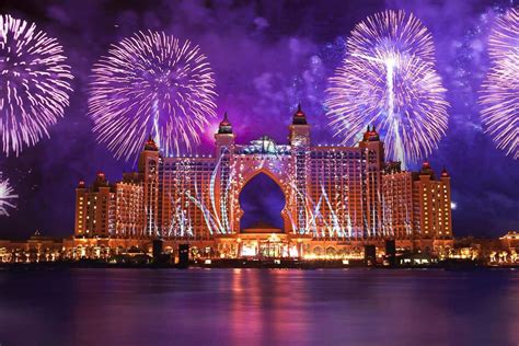 See amazing free fireworks at The Pointe this weekend | Time Out Dubai