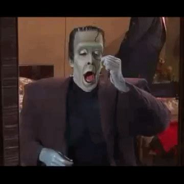 Funny Creepy: Munsters Yipee Dance & Herman's Mirror