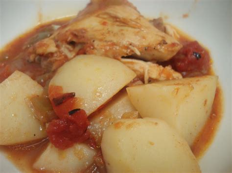 YourVicariousExperience: Slow Cooked Stewed Chicken and Potatoes