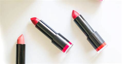 15 Brands That Give Away Free Lipstick Samples Regularly - DealTrunk