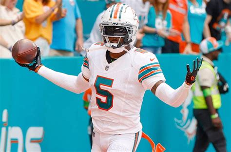 Jalen Ramsey highlights Dolphins debut with key interception, keeps ...