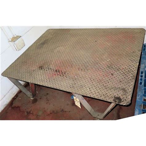 Low Metal Diamond Plate Table 48" x 36" x 12"H