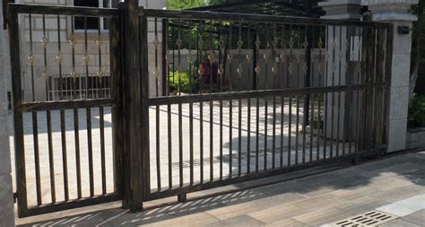 House Iron Gate Design / Steel Sliding Gate / Aluminum Gate Designs ...