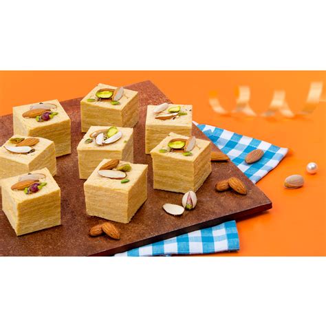 Soan Papdi (400 Gms) - Lovely Sweets