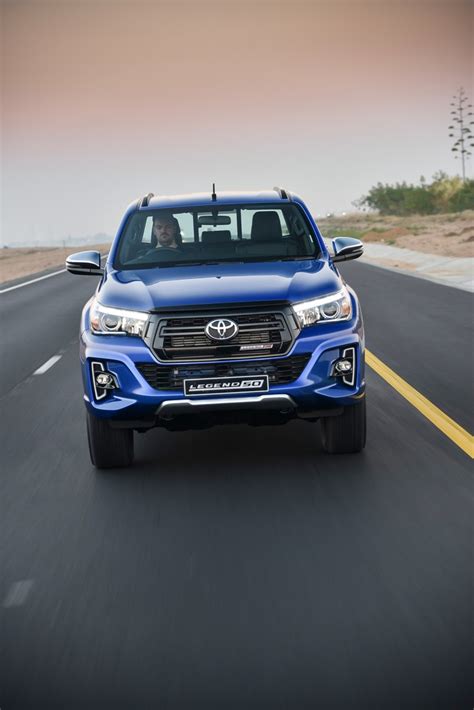 Toyota Hilux Legend 50 (2019) Specs & Price - Cars.co.za