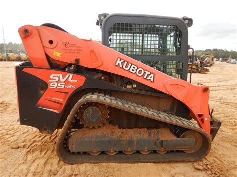 2016 KUBOTA SVL95-2S Skid Steer Loader - Crawler - J.M. Wood Auction ...