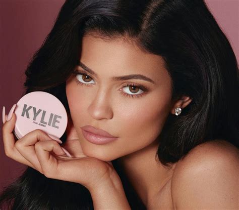 When To Buy Kylie Cosmetics' Setting Powders Because The New Product Is ...