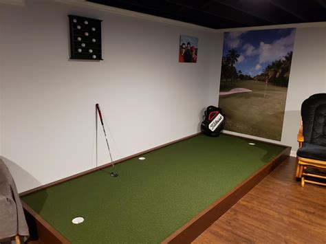 My indoor putting green I built in my basement : r/golf