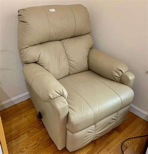 Havertys Leather Swivel Glider Recliner 36" Tall (Almost $700 new ...