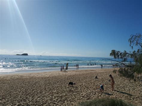 Mudjimba Beach - Resorts, Park, Tide Times, Surf, Weather, Map, Qld