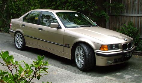 1994 BMW 325i - DiggerDawson - Shannons Club