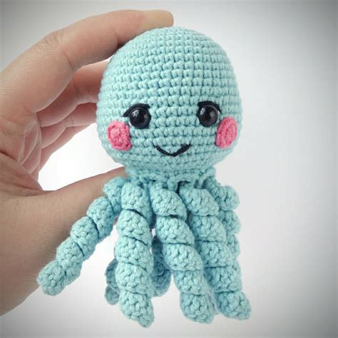 Tiny Octopus Crochet Pattern Amigurumi Toy, Crochet Mini Octopus ...