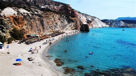 The Best Beaches To Visit in Santorini, Greece | Found The World