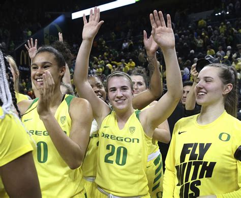 Listen: Oregon Ducks women’s basketball takes a recruiting-trail ...