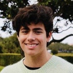 Shane Cameron Davis - Age, Family, Bio | Famous Birthdays