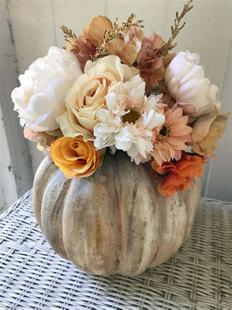 14 Best Rustic Fall Decor and Design Ideas for 2020