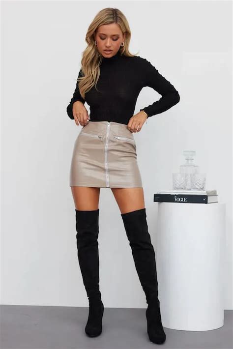 50+ Classy Club Outfits For Winter [2023]: What To Wear Night Out ...