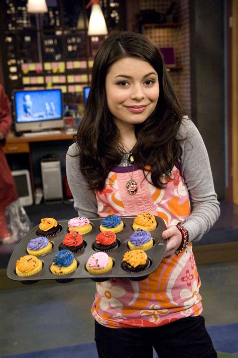 Pin on Miranda Cosgrove | Miranda cosgrove icarly, Icarly, Miranda cosgrove