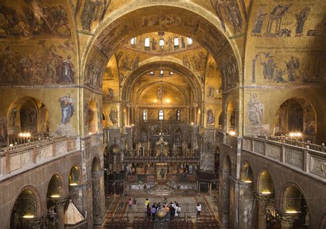 San Marco Basilica | Venetian Gothic Architecture, Mosaics & History ...