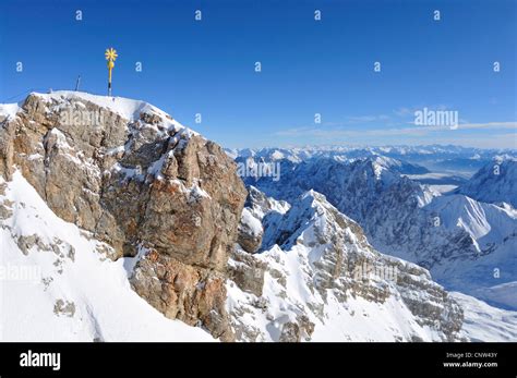 Zugspitze, cross on summit in winter, Germany, Bavaria Stock Photo - Alamy