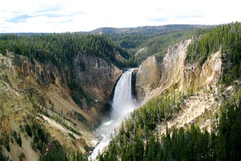 Yellowstone National Park History, Facts & Location - Wyoming,