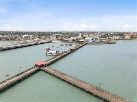 Pirate's Landing Fishing Pier