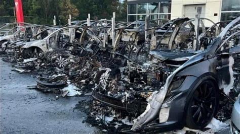 Twenty Tesla Vehicles Affected By Fires on the Same Day in Turkey and ...