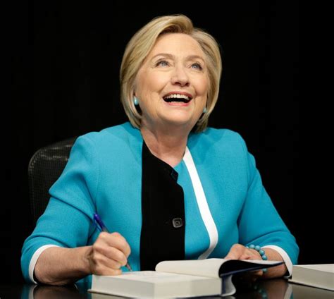 Hillary Clinton to visit Seattle on book tour | The Seattle Times