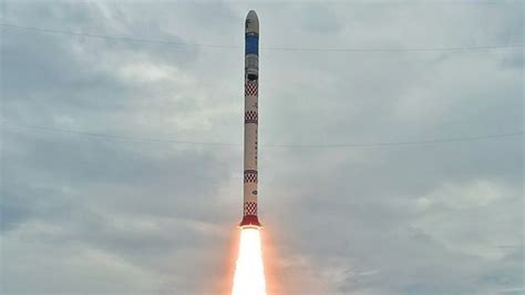 ISRO launches new rocket SSLV-D2 from Sriharikota | Latest News India ...