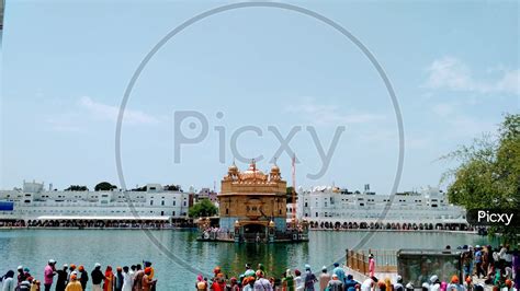 Image of GOLDEN TEMPLE , PUNJAB-LX336458-Picxy