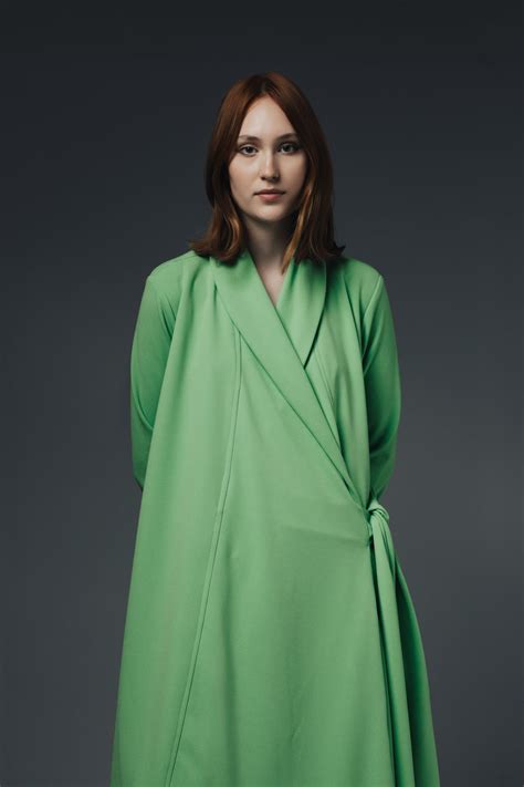 Green Clothes Photos, Download The BEST Free Green Clothes Stock Photos ...