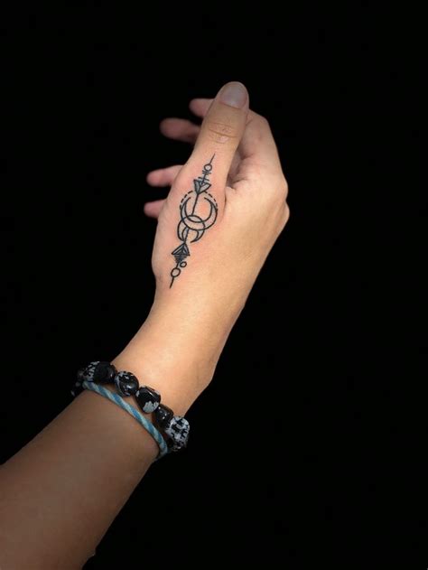 #wicca #wiccan #tattoo #hand #finger #moon #symbol | Wicca tattoo ...