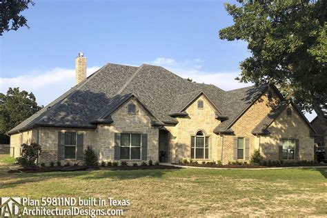 Plan 59811ND: One Story House Plan with a Stately Brick Exterior - 2525 ...