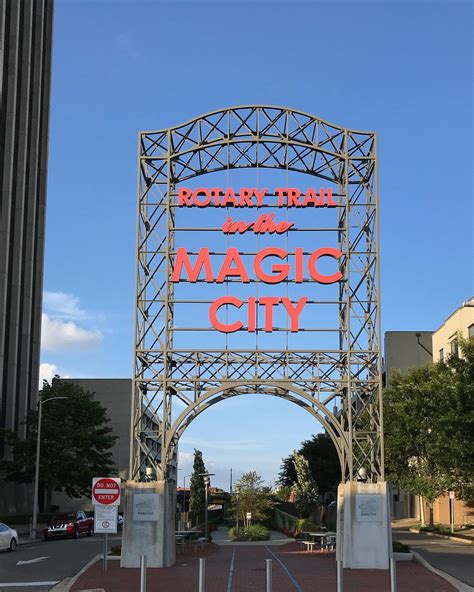 Magic City sign, Birmingham, Alabama Photo: Heatheronhertravels.com ...