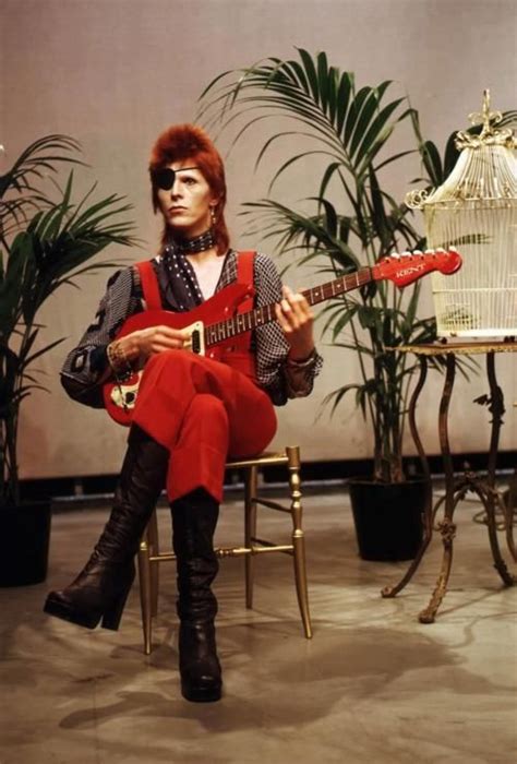 Bowie eye patch | David bowie ziggy, David bowie, Bowie