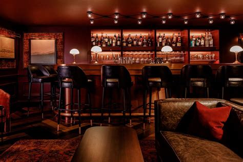 The 9 Most Well-Hidden Secret Bars In Seattle