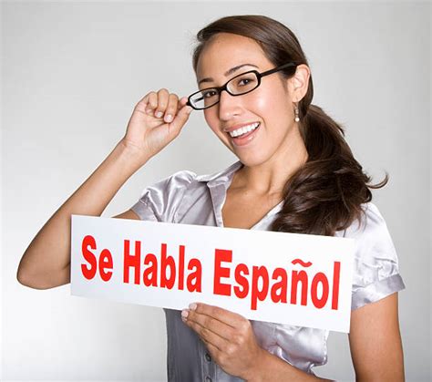 Se Habla Espanol Sign Stock Photos, Pictures & Royalty-Free Images - iStock