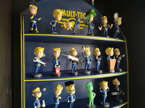 Vault-Tec Bobblehead (Fallout 3) Fallout Wiki Fandom, 52% OFF