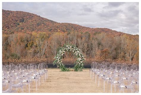 Luxury Fall Wedding At Yonah Mountain Vineyards In Cleveland